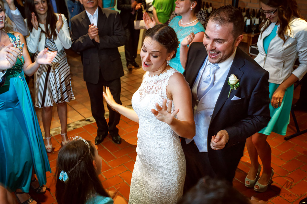 fotografo-matrimonio-ballo-fattoria-montechiaro