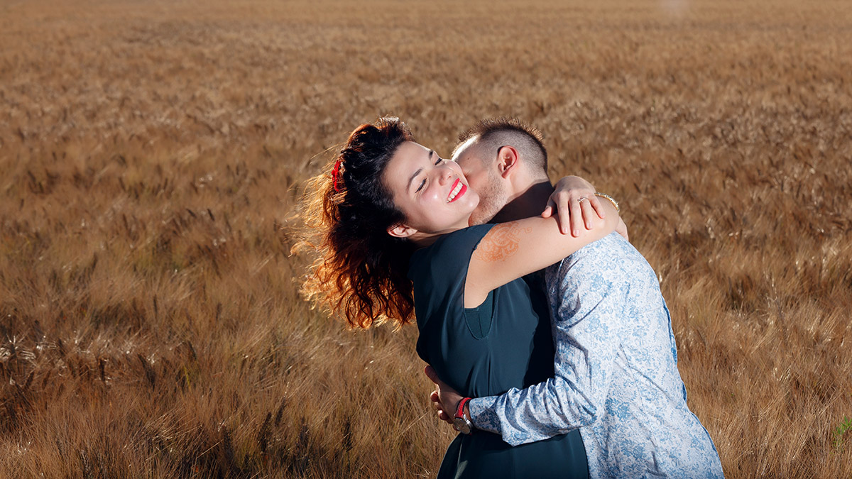 estate-ripresa-pre-matrimonio-campo-di-granna-fotografo-bologna