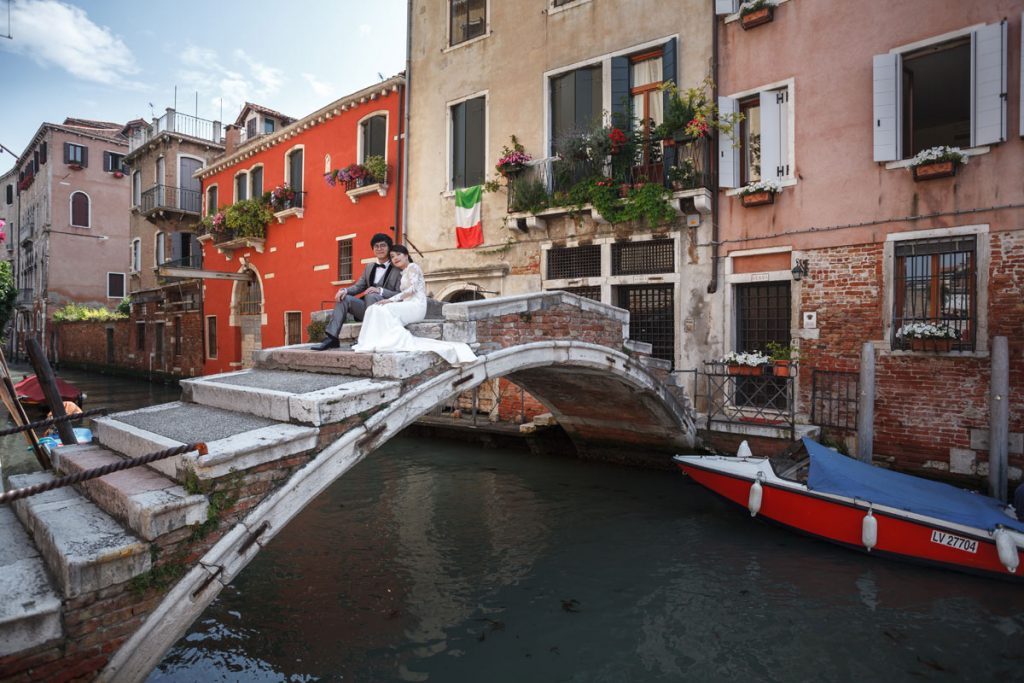 11-asian-couple-photo-shoot-venice-italy