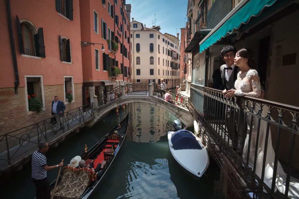25-couple-photography-in-venice-italy