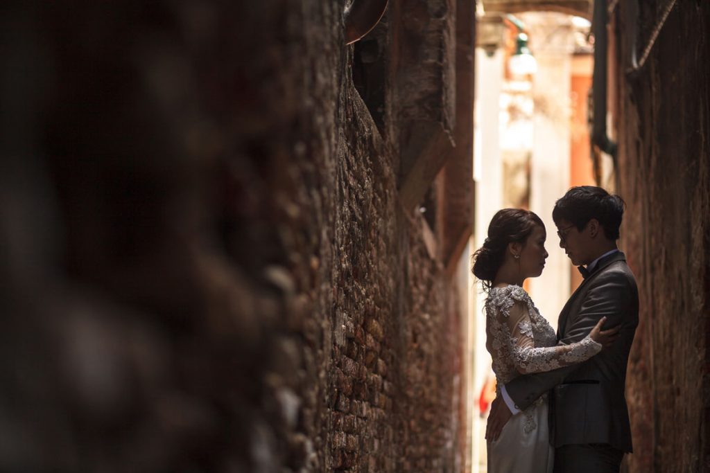 hire-creative-photographer-for-couple-venice