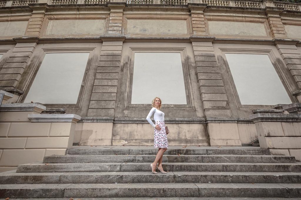 best-photo-locations-bologna-stairs-montagnola
