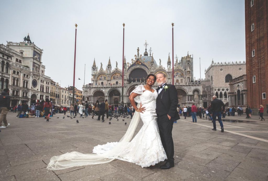 venice italy wedding photographer anniversarry vows renewal