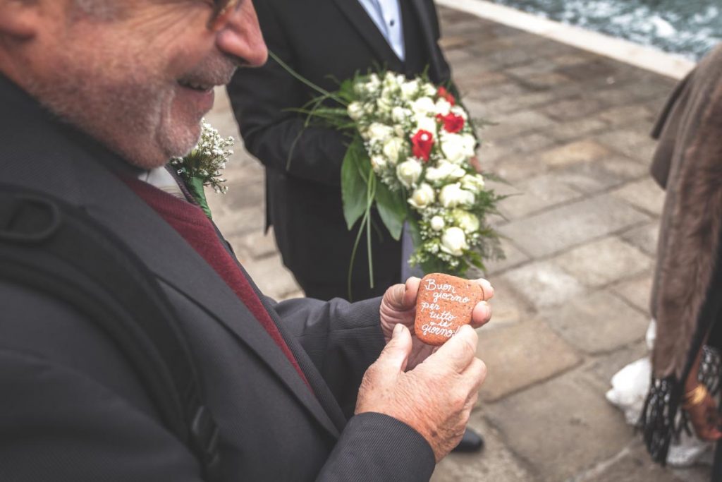 venice-italy-wedding-anniversary-vows-renewal-ideas-symbolic