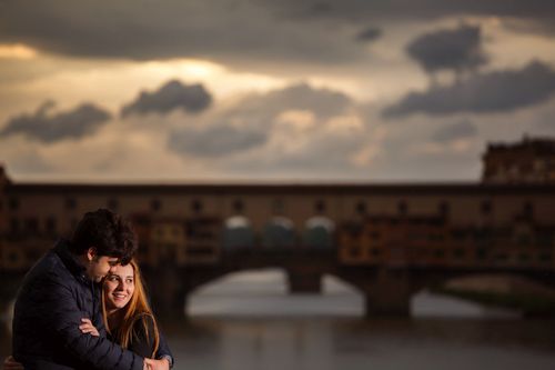 wedding photographer florence bridge ponte vecchio at evening